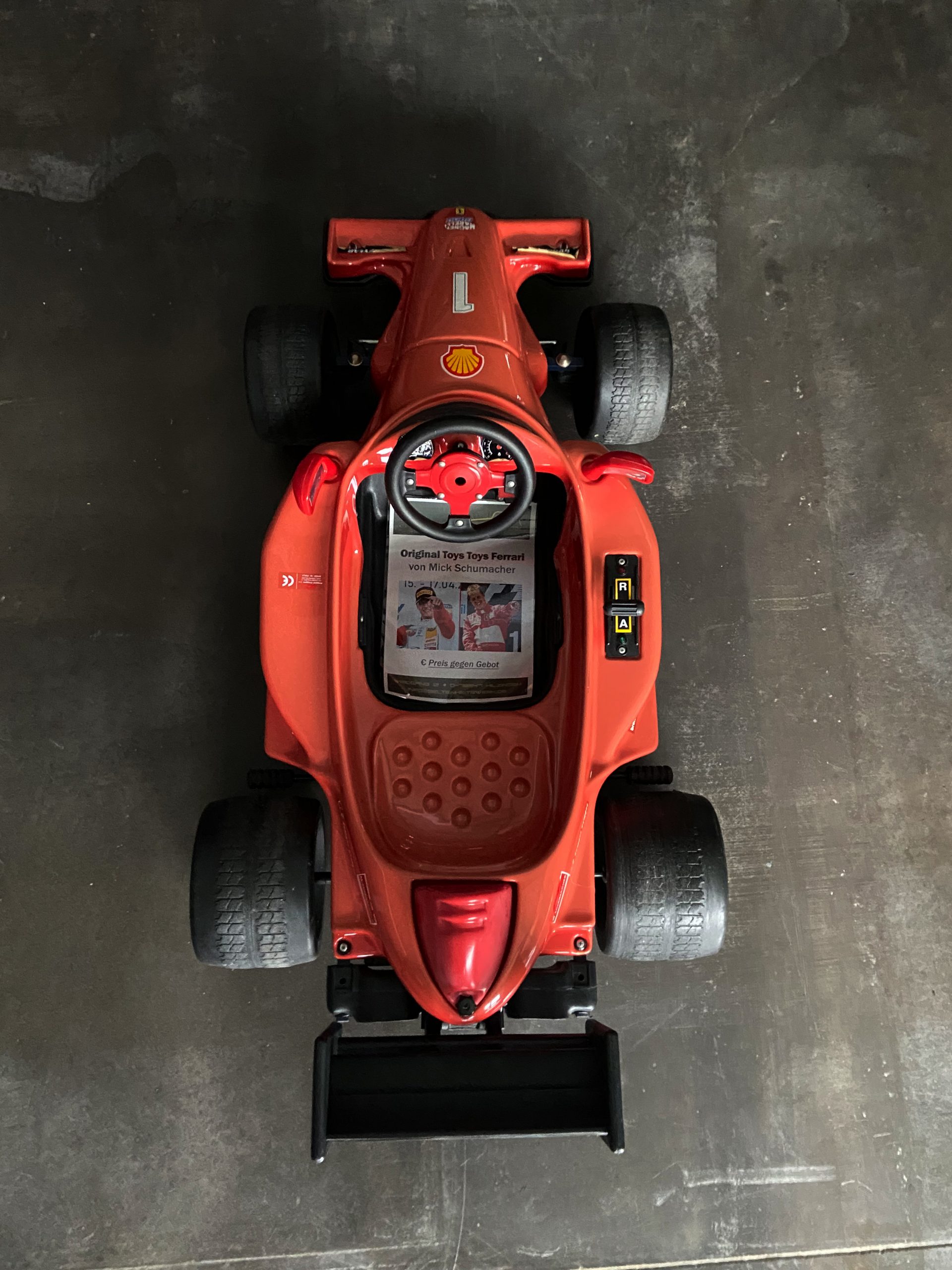 FERRARI F1 Elektroauto für Kinder — Toys Toys 12 V von Mick Schumacher –  Seltenheitswerk
